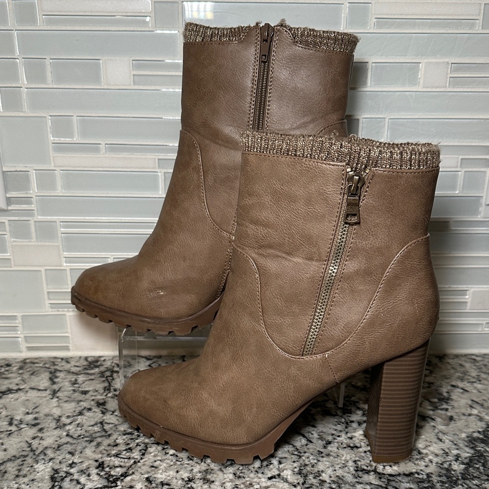 JustFab Carlina Side Zip Heeled Booties - 12